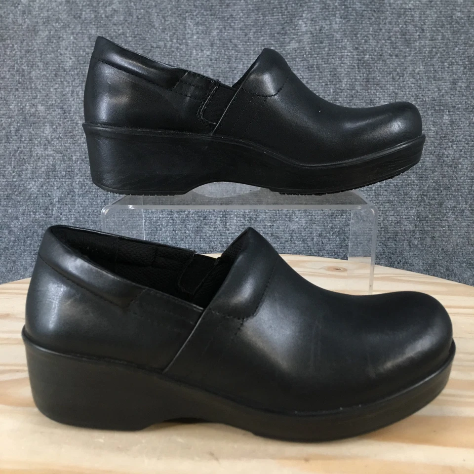 Sapatos femininos Dr Scholls 7 M Dynamo slip on conforto tamancos anabela couro preto - Imagem 2 de 4