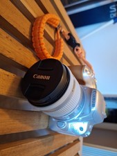 Canon EOS 2000D Digitalkamera Silber