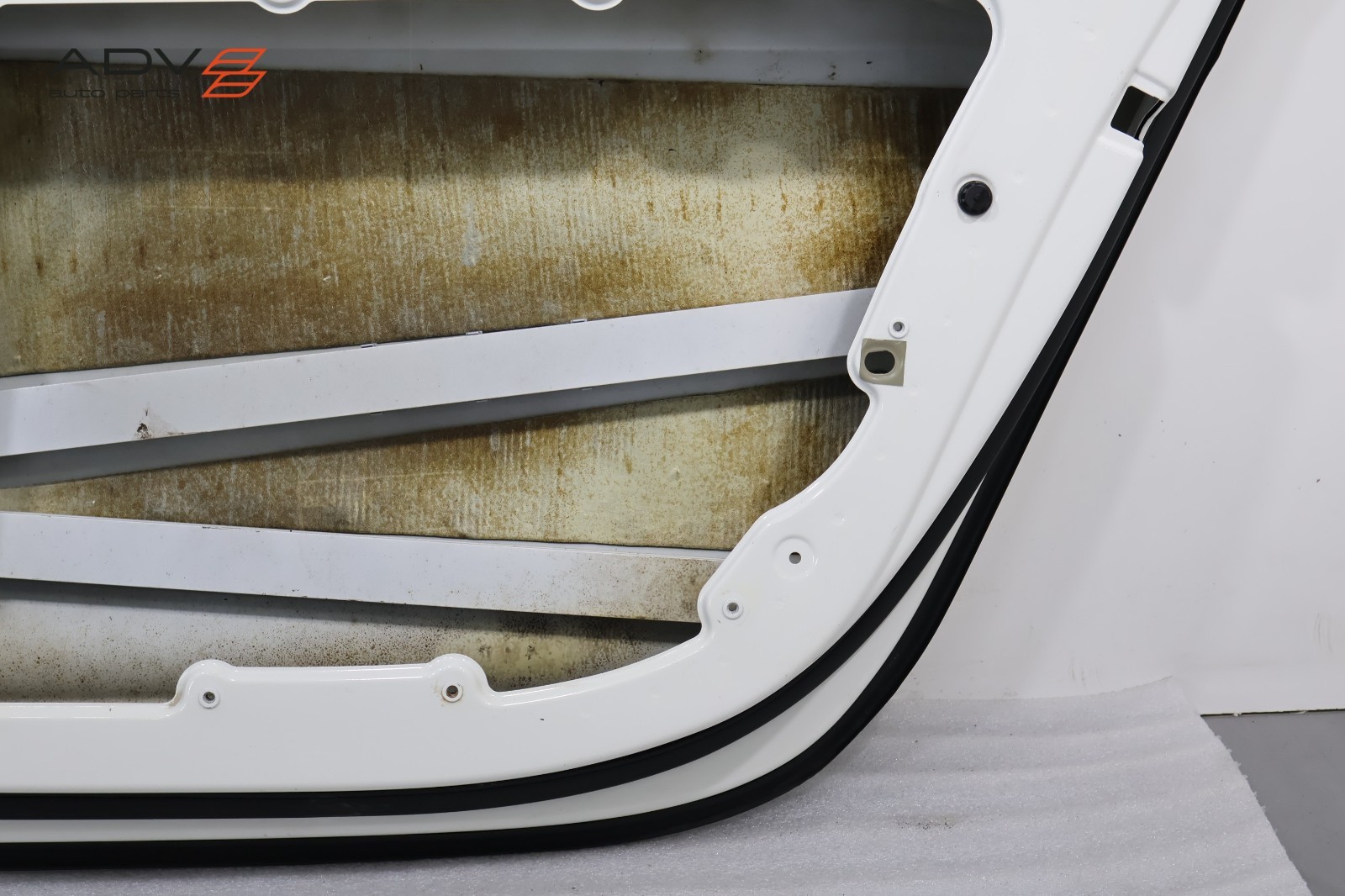 2006 - 2012 BENTLEY CONTINENTAL REAR RIGHT PASSENGER SIDE DOOR SHELL PANEL OEM