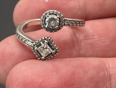 PANDORA Ring Abstrakte Eleganz Funkelnd Größe 48 Boxe