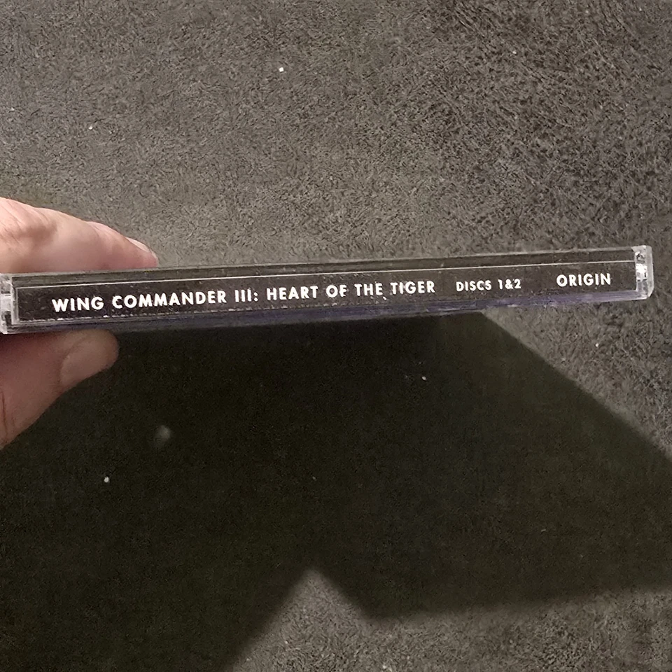 Wing Commander III: Heart of the Tiger (3DO) Discs 1 & 2 w/ Manual Playguide - Image 3 of 4