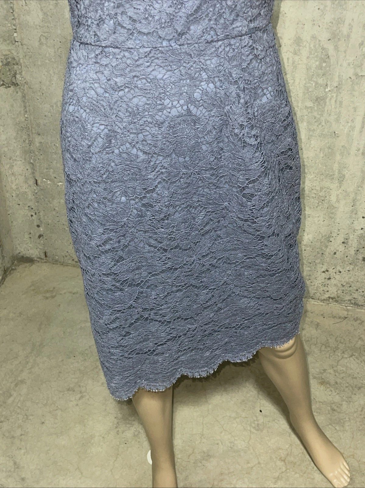 Abito da cocktail Valentino pizzo ricamato fiocco schiena blu polvere US 4 6 IT 42