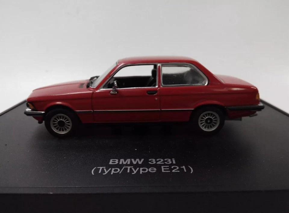 RARO BMW 323i (E21) Rojo 1978 Minichamps BMW COLECCIÓN 1/43 Foto 3 de 4