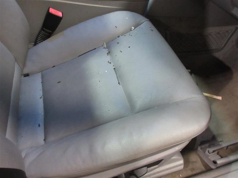 Used Tire Pressure Monitoring System (TPMS) Control Mod fits: 2010 Bmw 528I Susp - Image 4 of 4