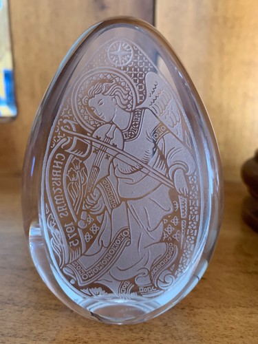 Vintage Wedgwood Etched Glass Christmas 1975 Angel Teardrop Paperweight - Picture 6 of 8