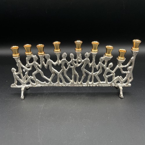 Judaica Menorá - Latón Estilo Brutalista - Figuras Artísticas Janucá Plata Oro - Imagen 1 de 6