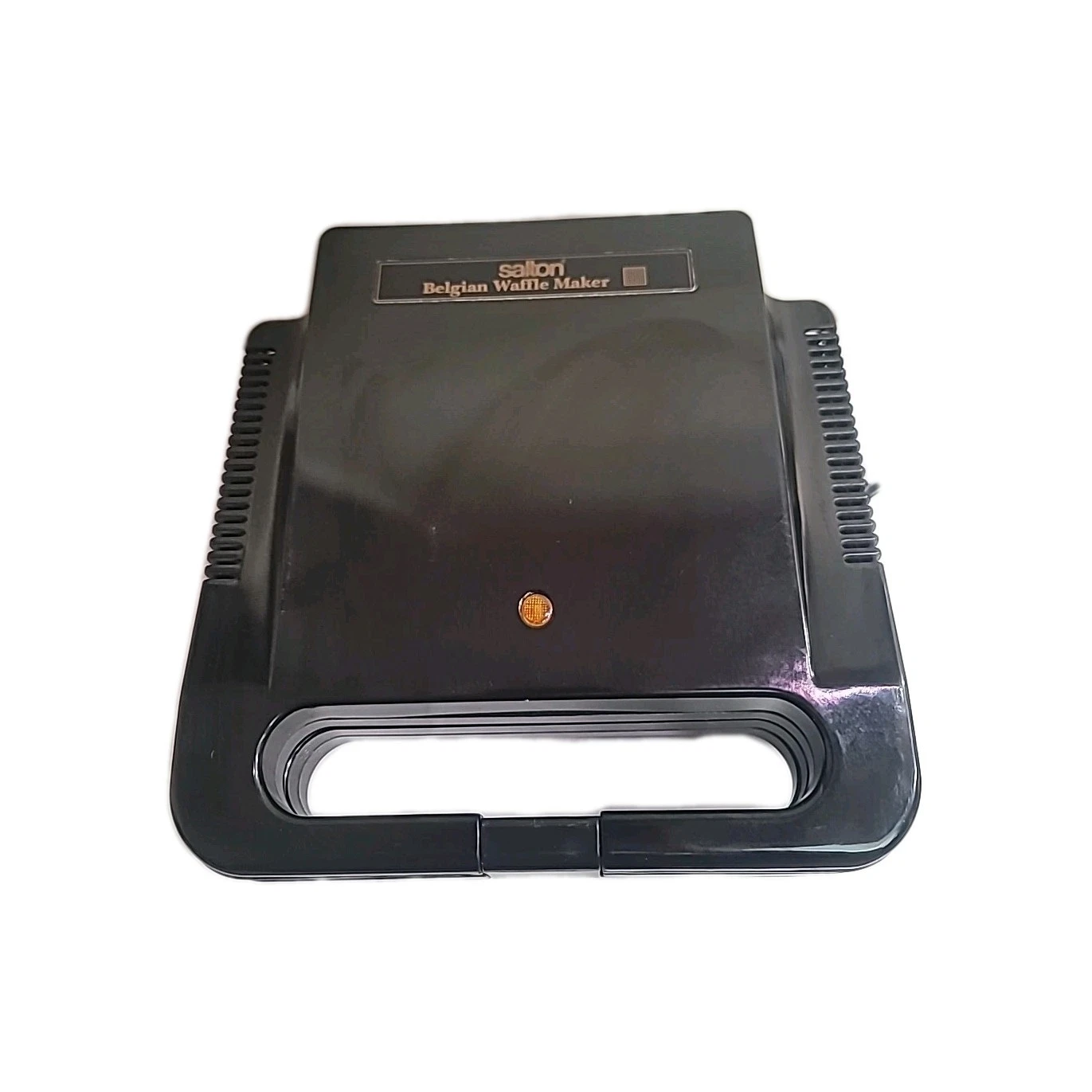 Salton Belgian Waffle Maker Black Nonstick Plates Bakes 2 Waffles Tested & Works