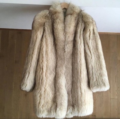 SAGA FOX Gold Tag Fox Fur Long Coat Size 9 Women's Fashion