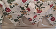 Springs Curtain Valance Tulips and Vines Floral Scalloped