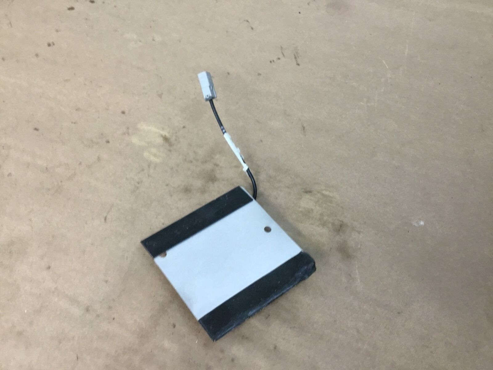 Aston Martin DB9 2013-2016 Antenna