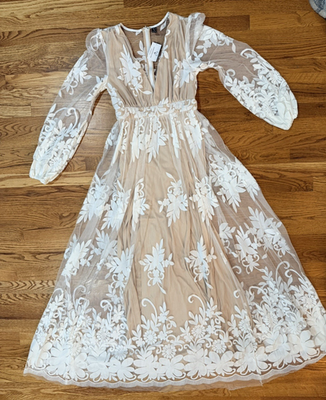 Women's Sheer Nude White, Whimsy Formal Prom dress M NWT Windsor Lined Ballet | eBay Women's Sheer Nude White, Whimsy Formal Prom dress M NWT Windsor Lined Ballet | eBay