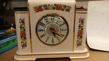 Gorgeous Vintage BATTERY CONVERTED Porcelian Mantle Clock LANSHIRE CLOCK #GSC-1