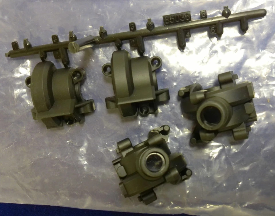 HPI 85036 Racing Gearbox Set/Nitro RS4 3 RTR  - OPENED PACK MISSING PIECES - Image 2 of 2