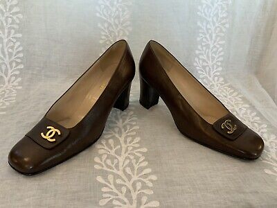 Authentic Chanel Vintage Shoes Pumps Heels 39