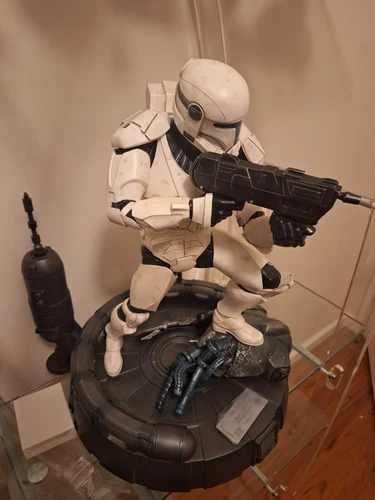 MYC Republic Commando Statue 1/4 Scale - Picture 11 of 12