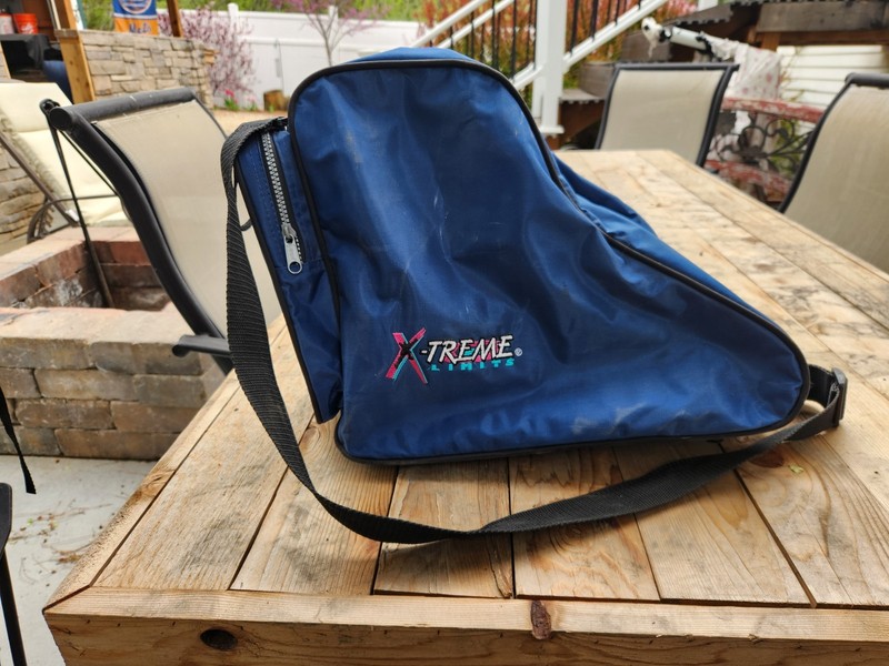 X-Treme Limits blue roller skates ice skate shoulder tote carrying bag