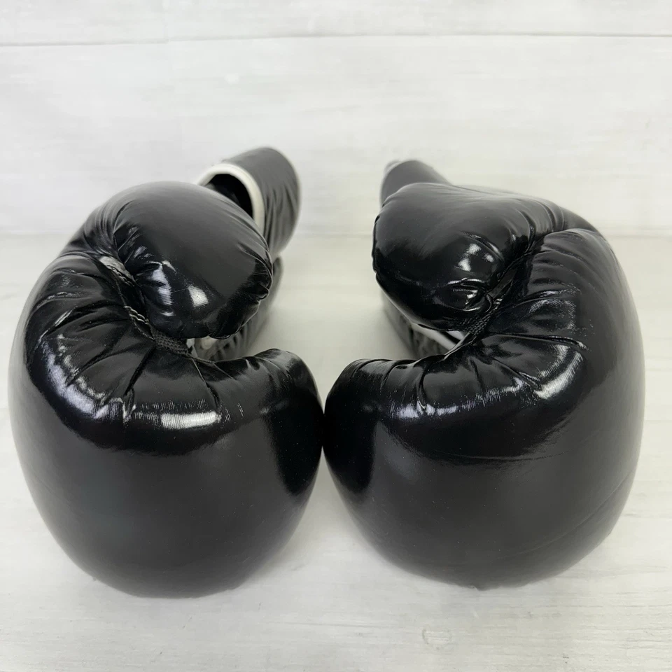 Guantes de Boxeo Title Negros Talla Mediana 12oz Aerovent Foto 4 de 4