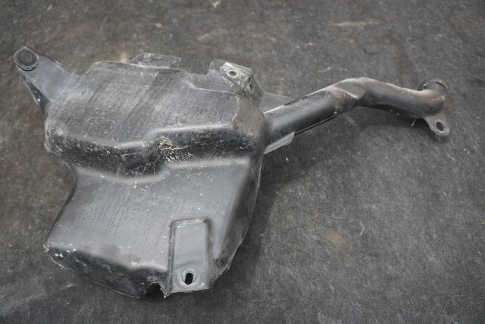 Depósito tanque botella lavadora parabrisas 23390376 Chevrolet Corvette C7 2014-19 Foto 4 de 4