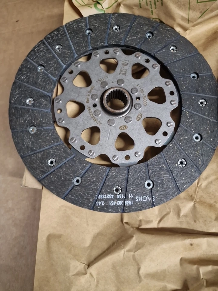 ⭐Genuine⭐ Disc & Clutch Cover 412003B010 for Hyundai Santa Fe Kia Sorento - Image 3 of 4