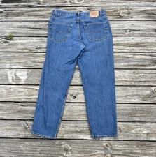 Vintage 90s Levi’s 550 Relaxed Fit Jeans Size 38 X 32