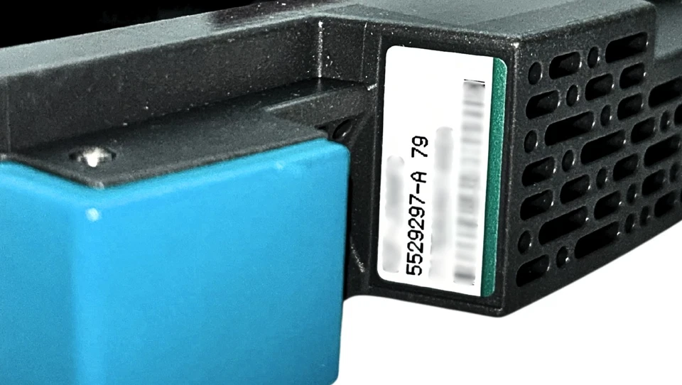 Dell 5529297-A 300GB 10K FC 3.5 6G XP12000 - Image 2 of 4