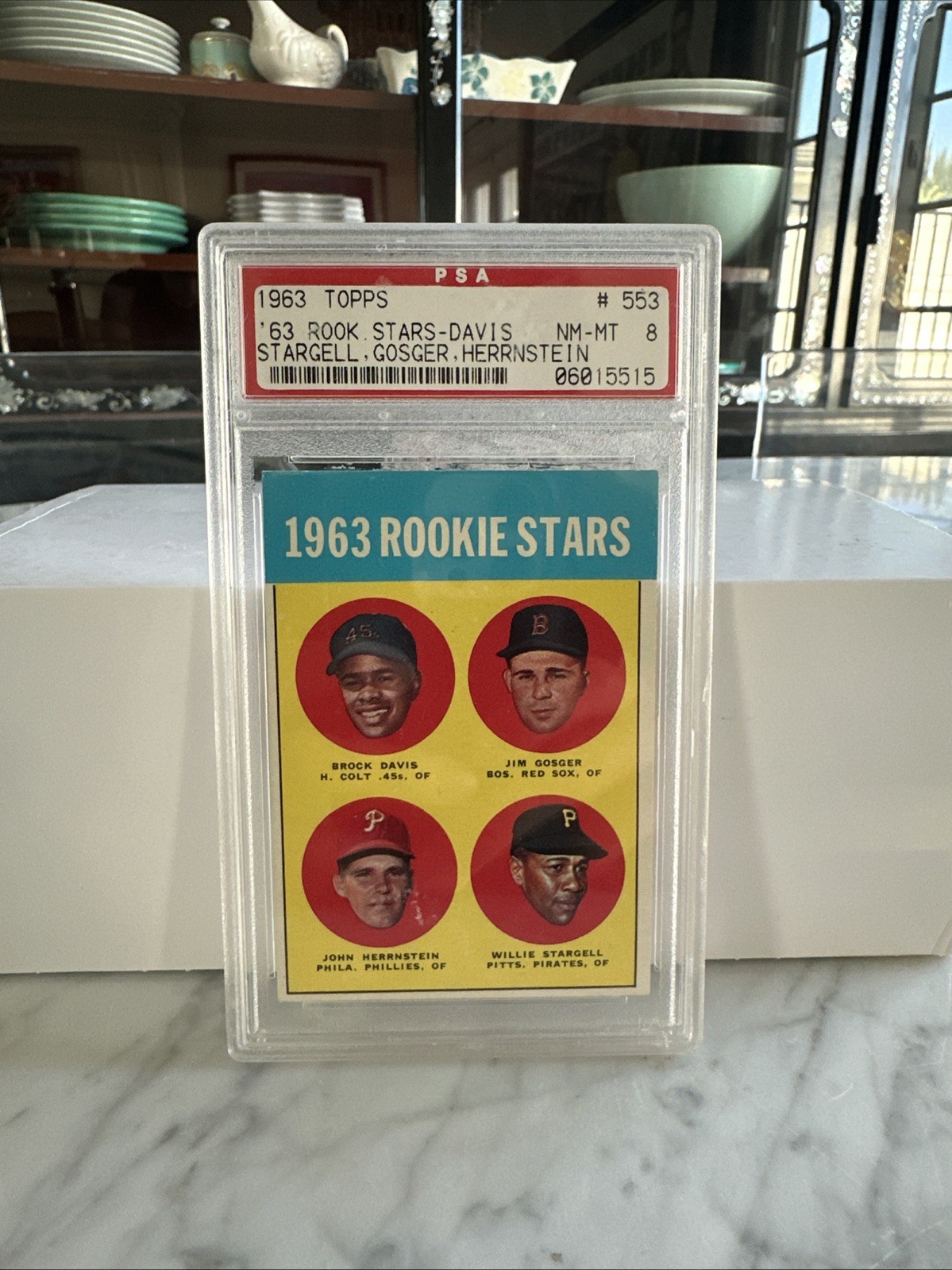 1963 Topps #553 1963 Rookies Willie Stargell PSA 8