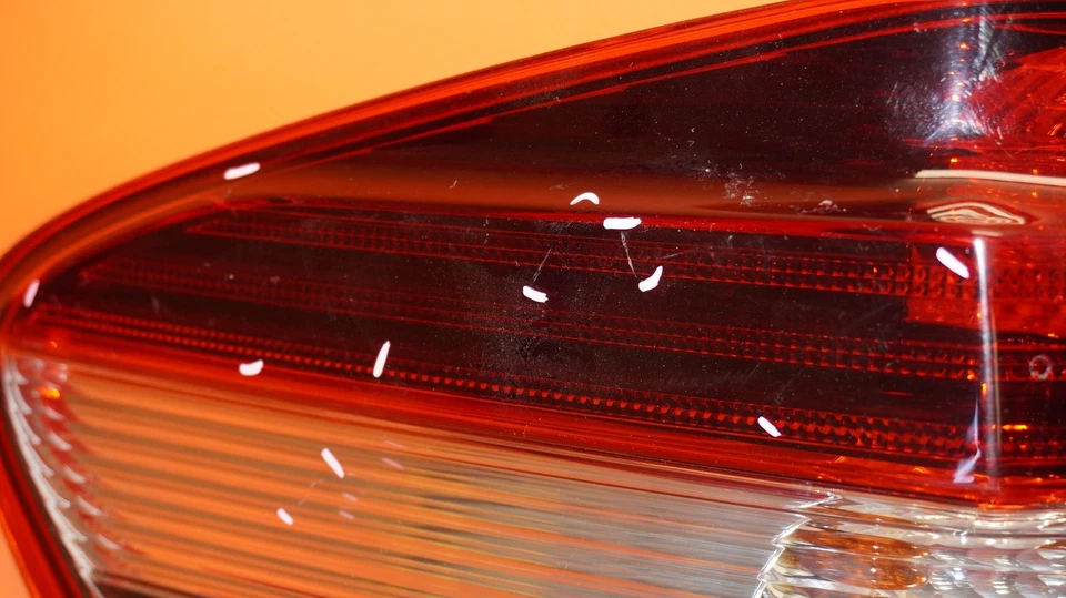 Lanterna traseira esquerda driver Mercedes Benz ML350 2009 2010 2011 W164 ML450 FABRICANTE DE EQUIPAMENTO ORIGINAL - Imagem 3 de 4