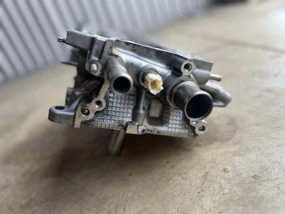 OEM CULATA TOYOTA 2ZR-FXE PARA PRIUS LEXUS CT200H HÍBRIDO 1.8 L Foto 3 de 4