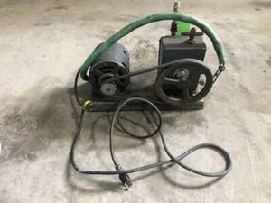 WELCH DUO-SEAL 1410 Single-Stage Belt-Driven Vacuum Pump 1/3HP 1725RPM 115V 1PH