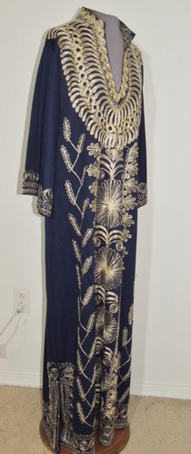 Vintage Metallic Gold Embroidered Middle Eastern Caftan Kaftan M - L - Picture 4 of 7