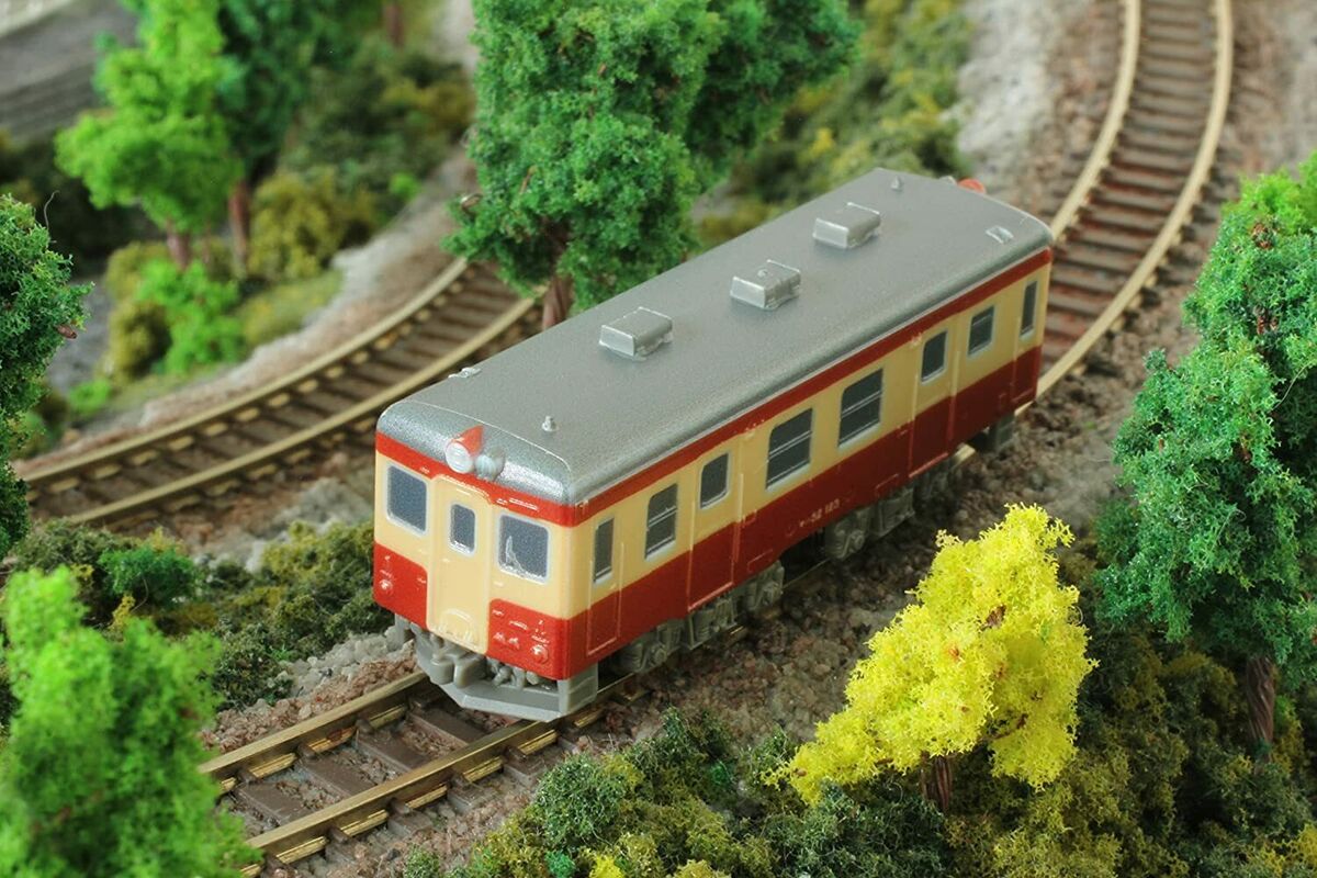 Rokuhan Z Gauge Z Shorty Kiha 52 ST002-1 Model Train Diesel Rokuhan Z Gauge Z Shorty Kiha 52 ST002-1 Model Train Diesel