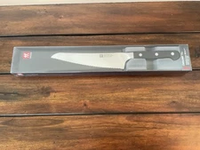 ZWILLING PRO 7-inch Deli Bread Knife, Serrated Edge Chef’s Knife 38422-183