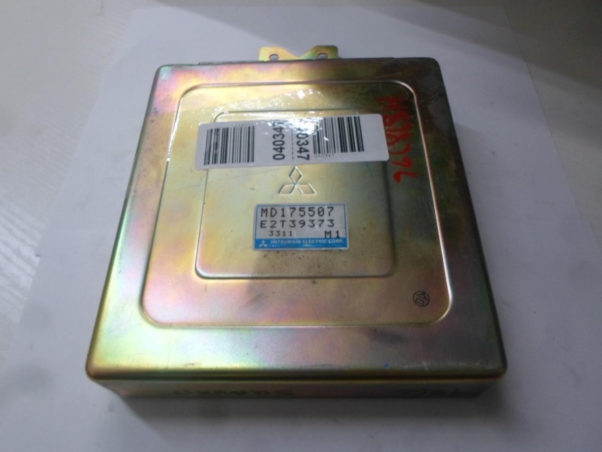 manaページ ENGINE COMPUTER MITSUBISHI MIRAGE 1993 MD175507 E2T39373 1.5
