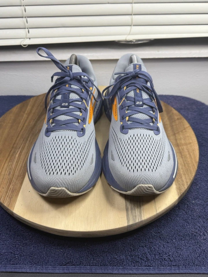 Brooks Adrenaline GTS 23 (Hombre 8.5)  Foto 2 de 4