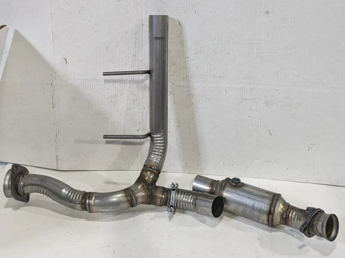 2015 2016 2017 2018 2019 2020 Ford F-150 V8 5L right catalytic converter