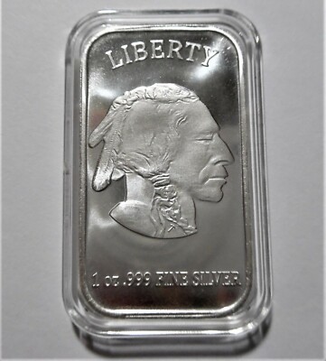 1 oz BUFFALO .999 UNC SILVER BAR ~ SEALED IN A HARD PLASTIC CASE