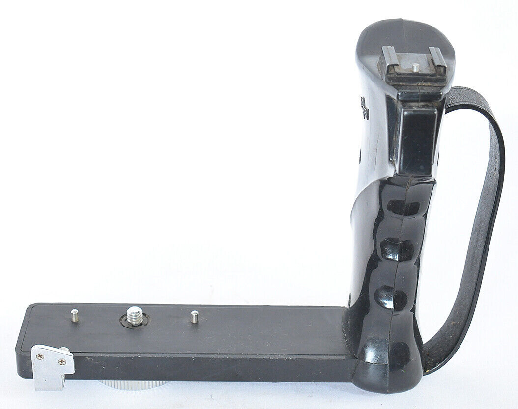 Mamiya Camera Left Hand Grip For RB67 Pro,Pro S, Pro SD, RZ67, M645, C330, C220 | eBay Mamiya Camera Left Hand Grip For RB67 Pro,Pro S, Pro SD, RZ67, M645, C330, C220 | eBay