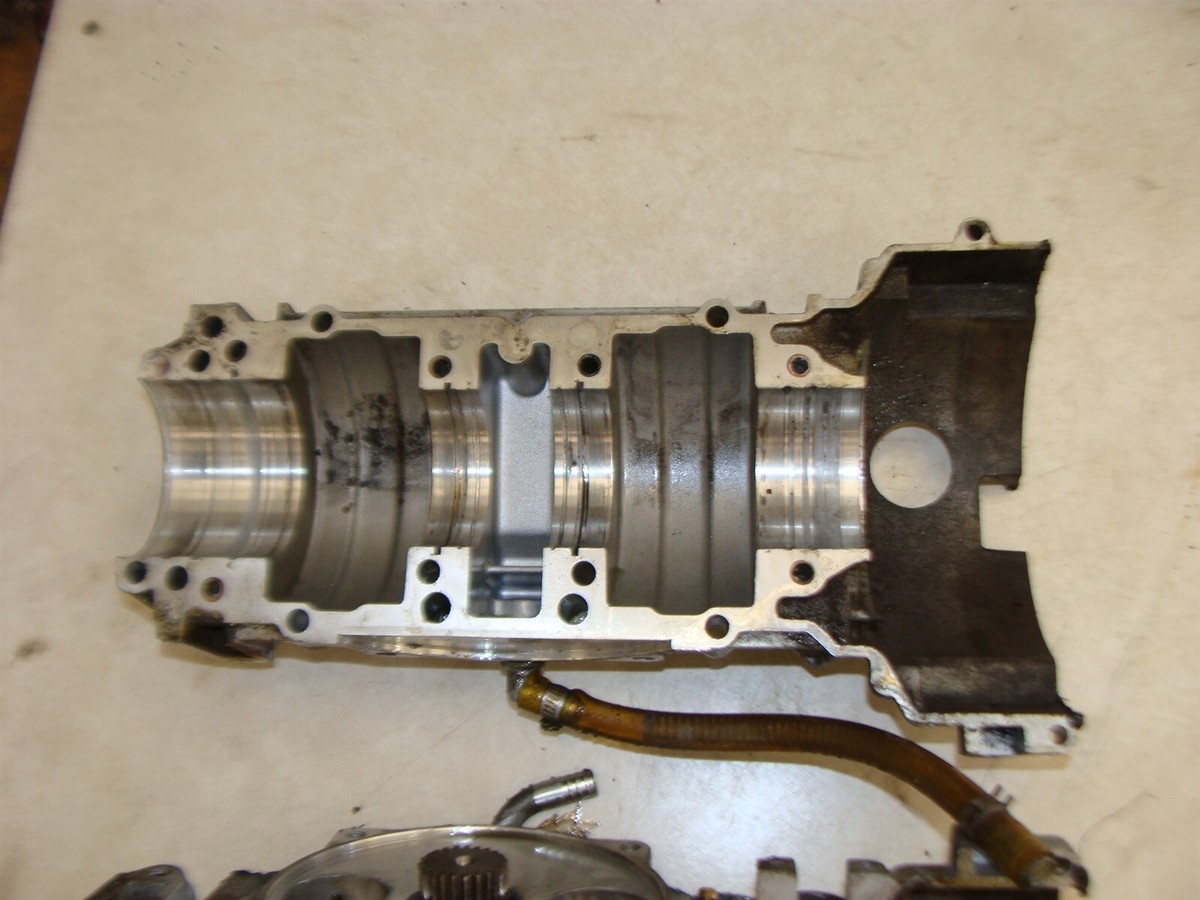 1997 SKIDOO Grand Touring 583 engine cases crankcase upper lower