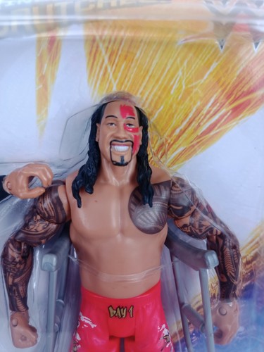 WWE MATTEL BATTLE PACK SERIE 32 DIE USOS JIMMY & JEY ACTIONFIGUR 2 KRÜCKEN - Bild 5 von 10