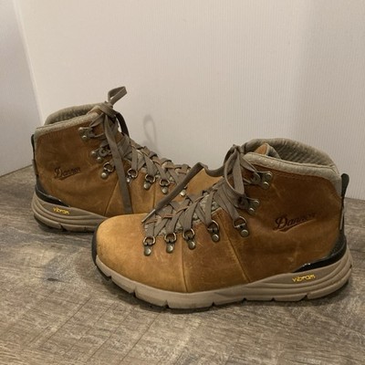 DANNER  MOUNTAIN 600 WOMEN'S SIZING 4.5'' RICH BROWN HIKE BOOTS 62251 size 8