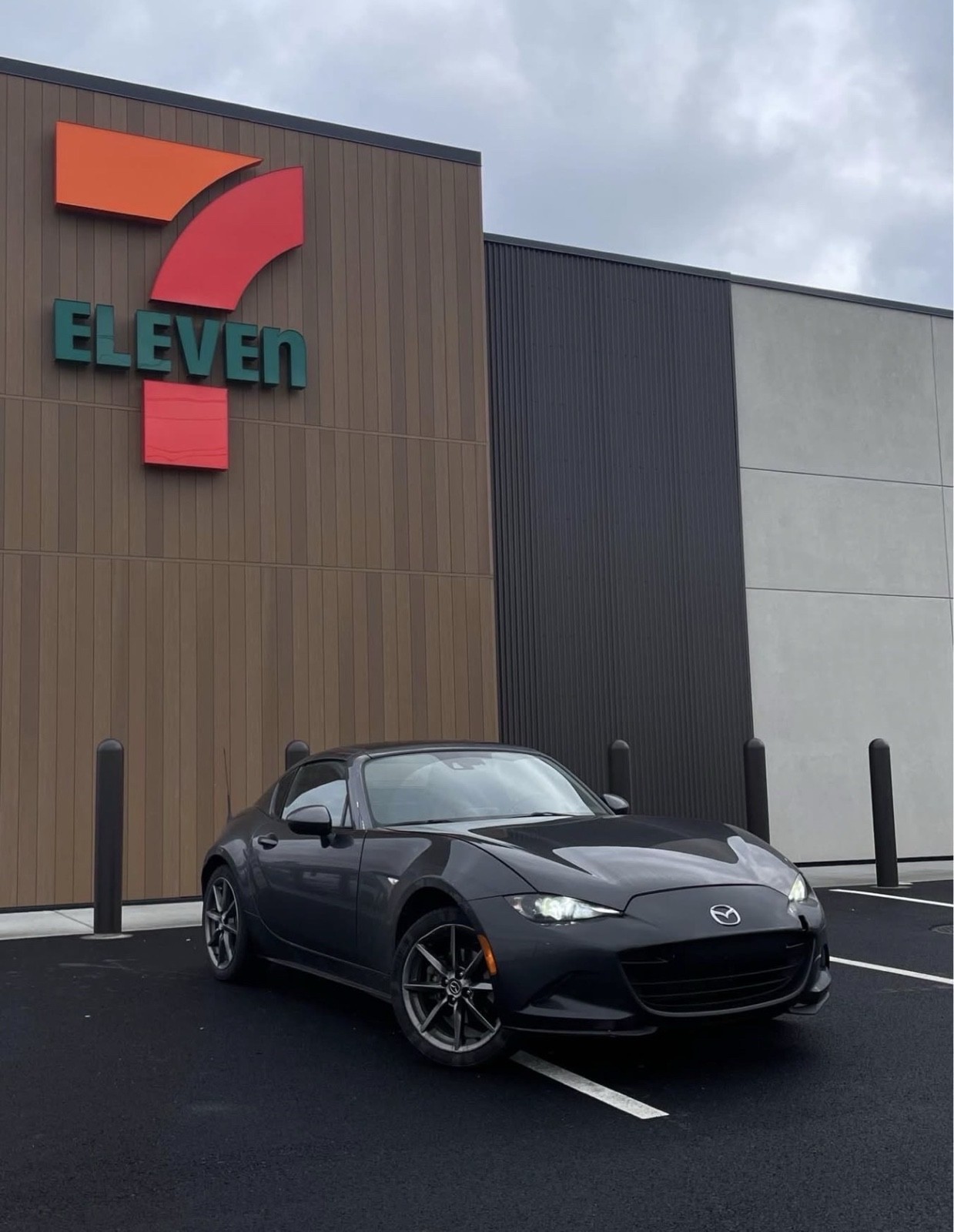 2017 Mazda MX-5 Miata RF Launch Edition