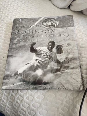 Jackie Robinson : An Intimate Portrait by Rachel Robinson / Lee A. Daniels 1996