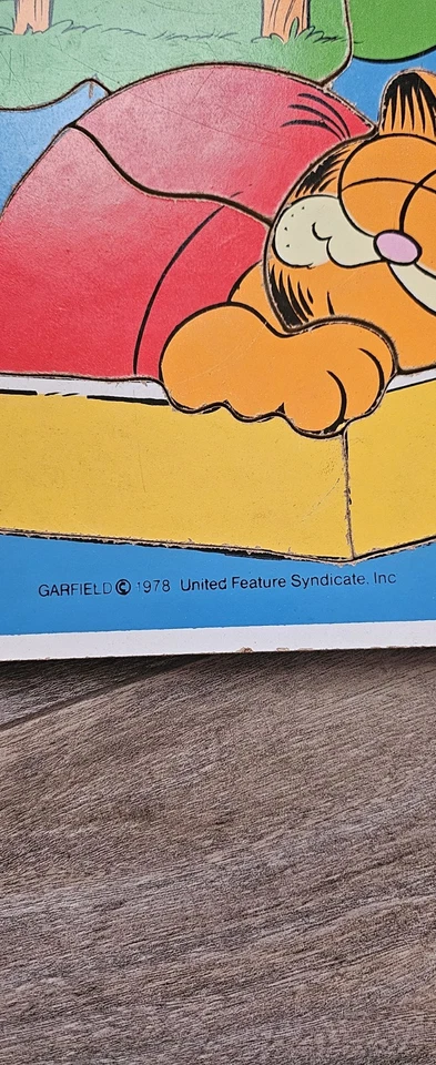 1978 Playskool Wooden Puzzle ~ Garfield "Nap Time" ~ 7pc ~ 12" x 9" - Image 3 of 4