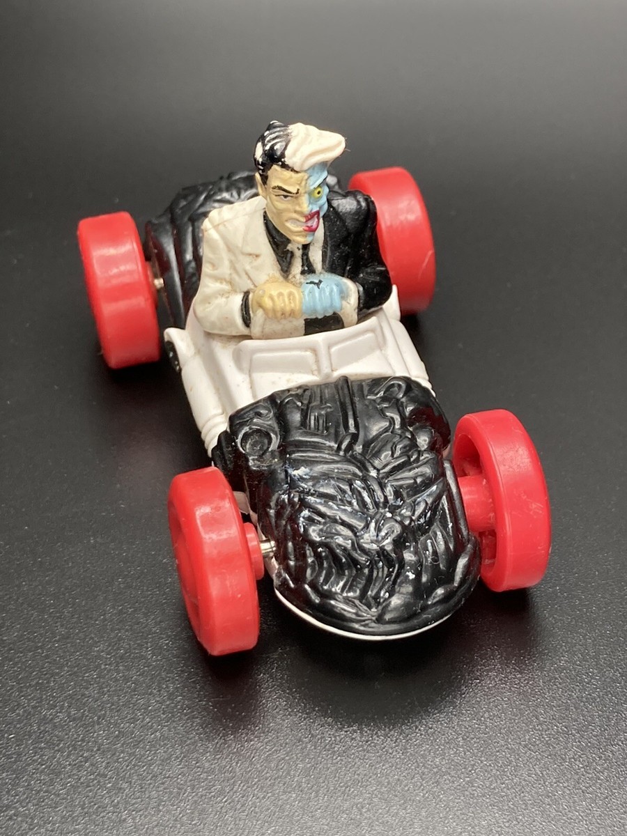 2点Vintage 1992 & 1993 バットマン & バットモービル 2点Vintage 1992 & 1993 バットマン & バットモービル - メルカリ
