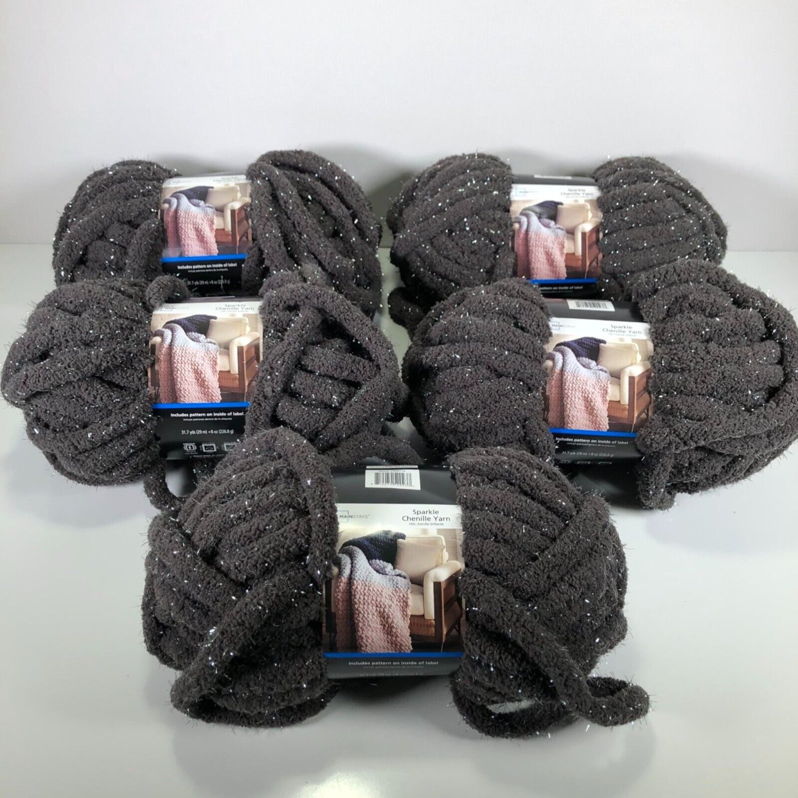 Mainstays Chunky Chenille Yarn, 31.7 yd, Charcoal, 100% Polyester, Super  Bulky, Pack of 4