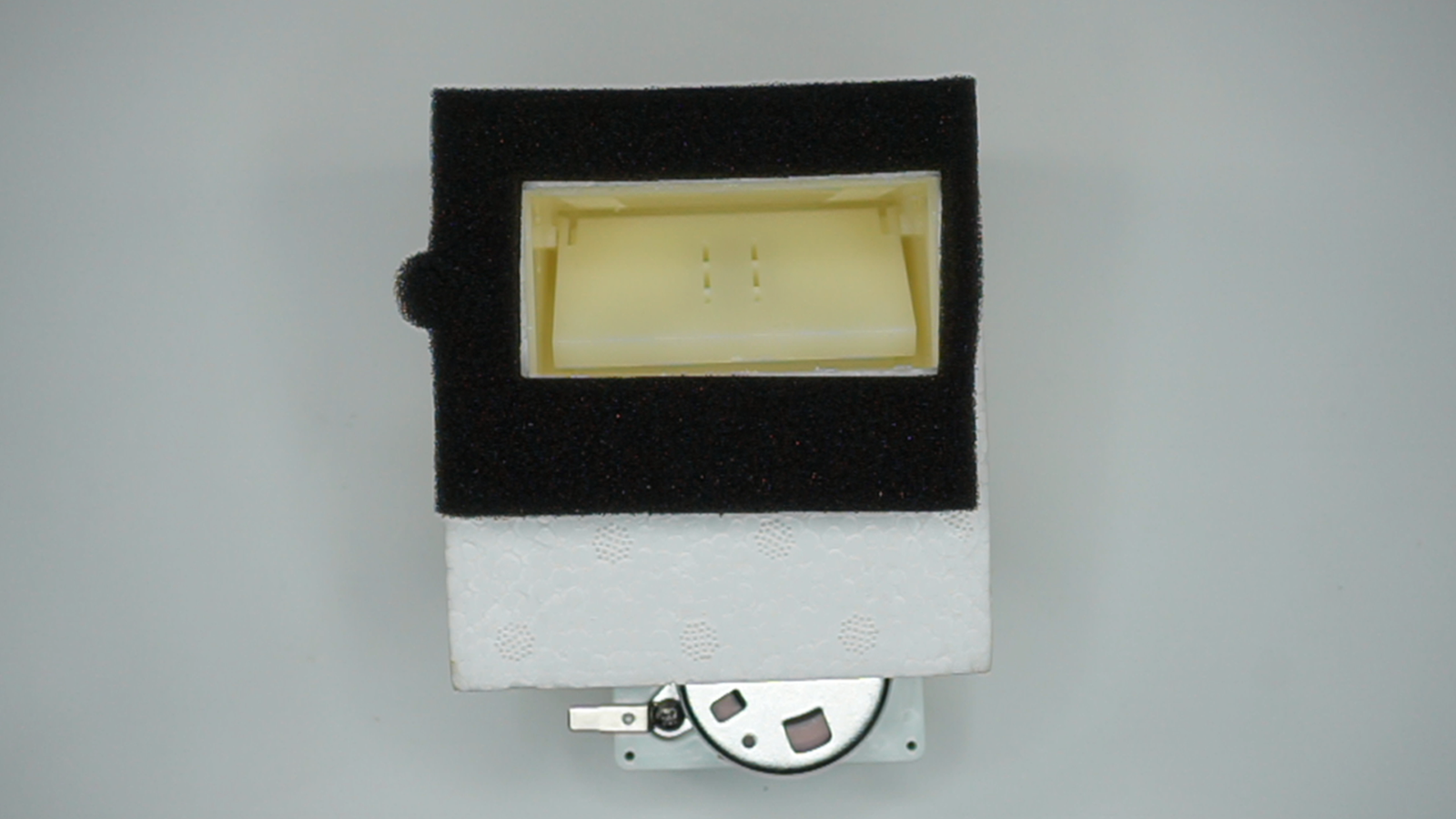 242303001 for Electrolux Frigidaire Refrigerator Air Damper OEM USED