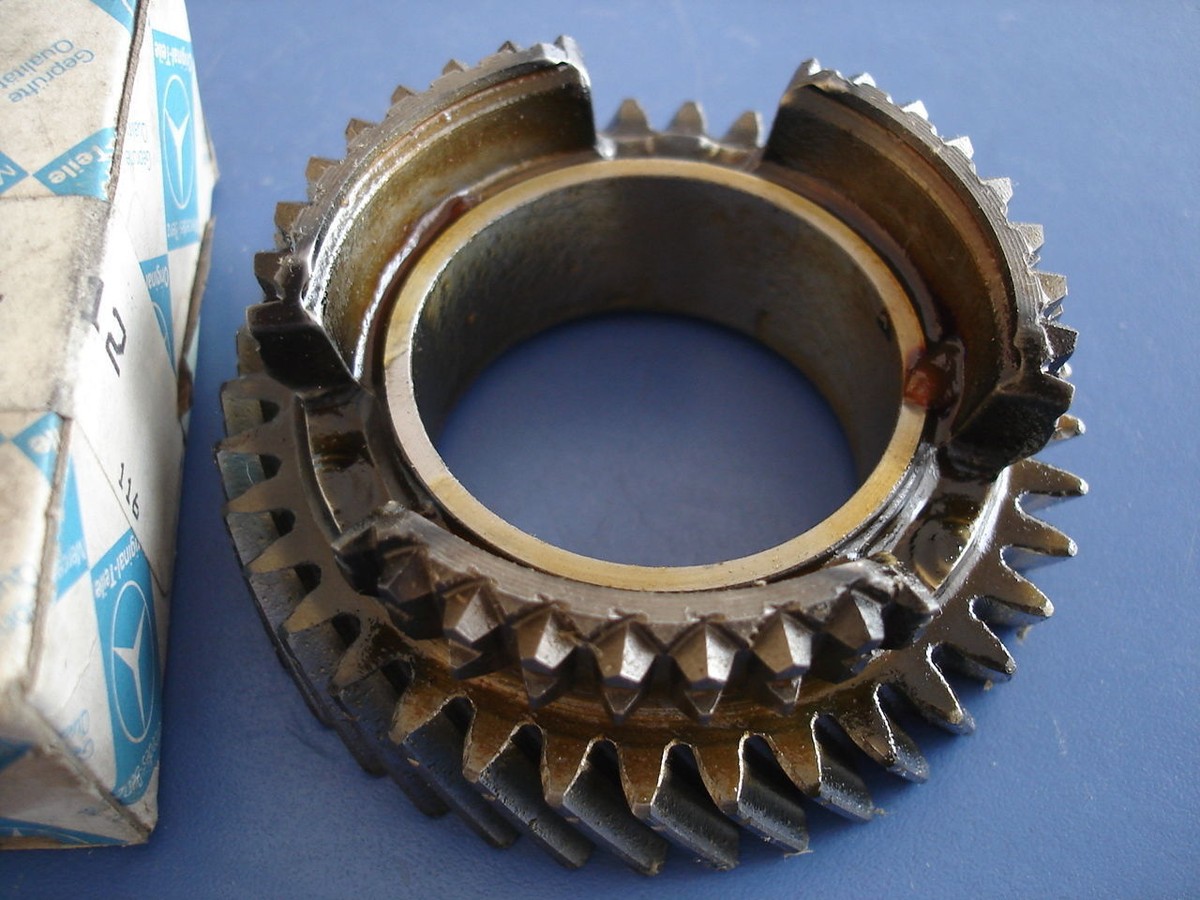 Mercedes-Benz 716 717 Manual Transmission Gear 2nd