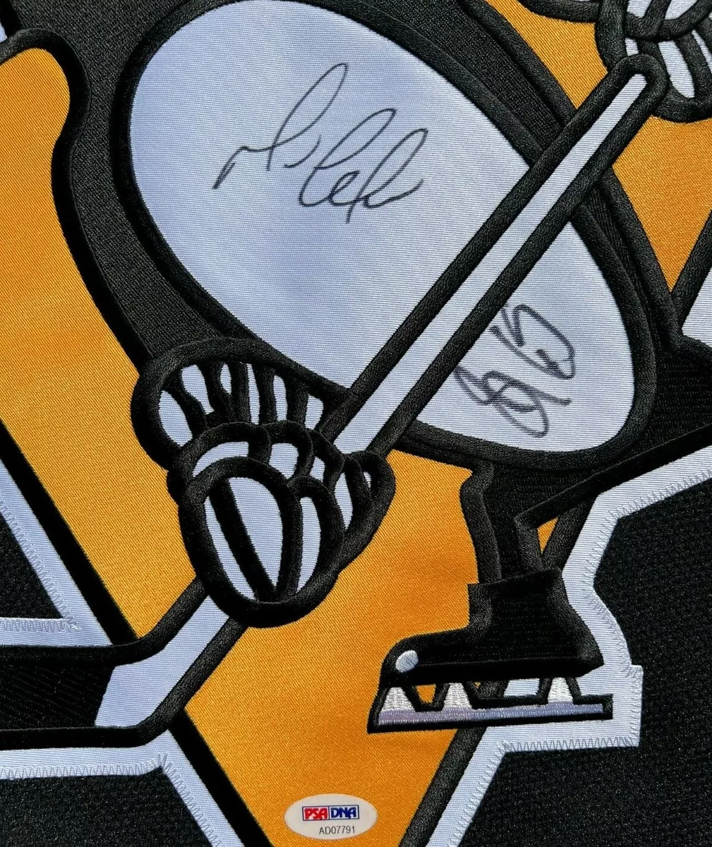 Sidney crosby signed best sale puck