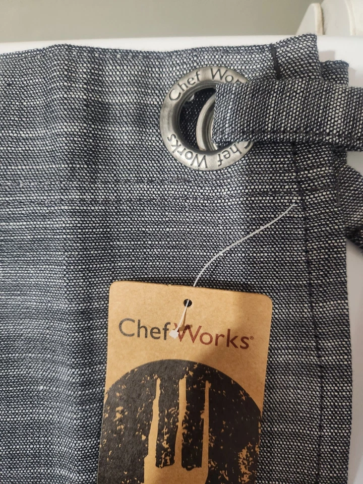 Chef Works Urban Unisex Corvallis Half Bistro Apron Gray AHWXX012- BSL  - Image 4 of 4