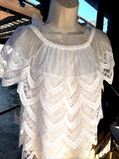 ALEXIS Abelli White lace off the shoulder top size Ex Small